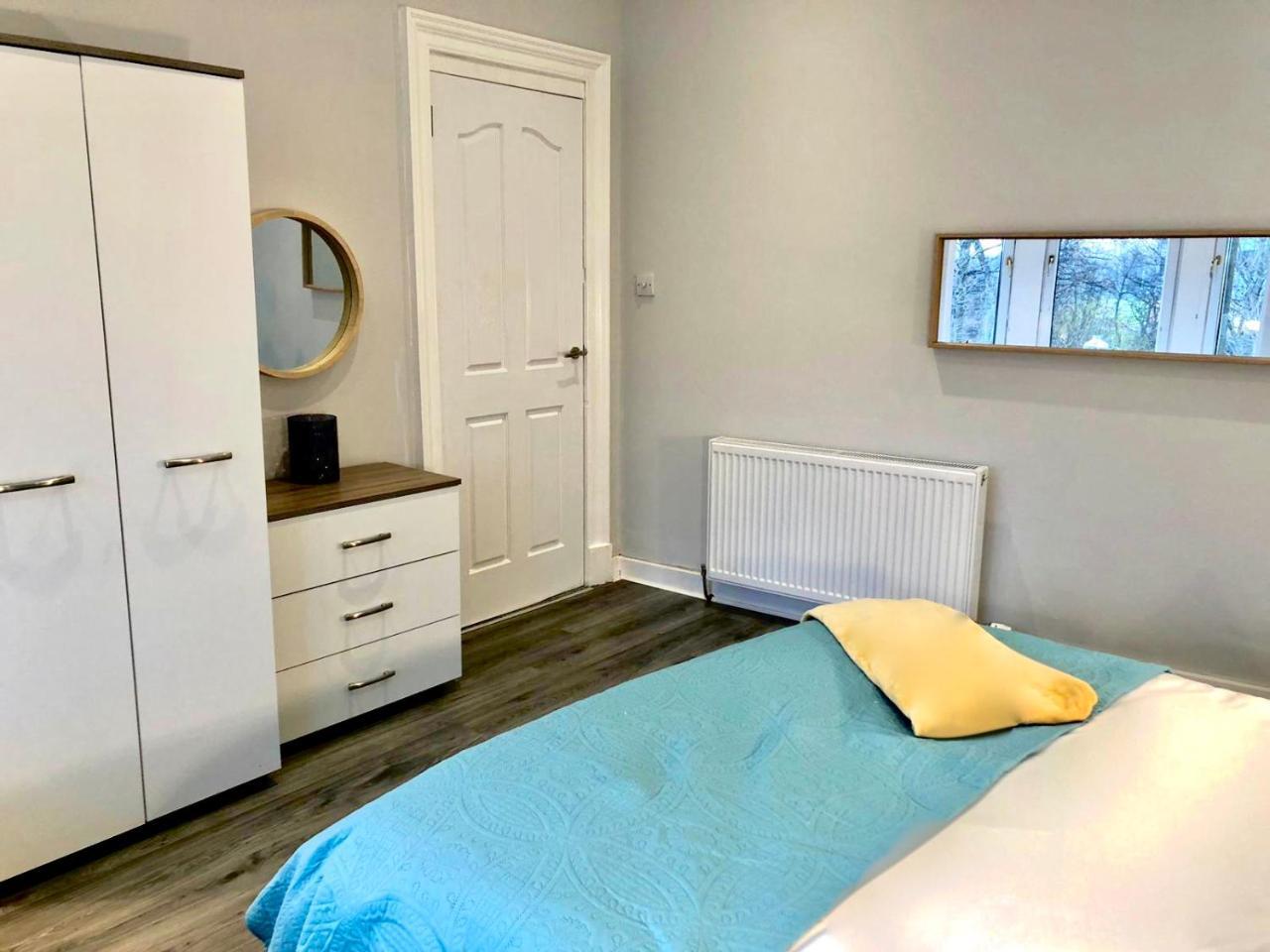 Byevo Almar Villa - Close To City And Airport - Perfect For Contractors Or Large Groups Glasgow Kültér fotó